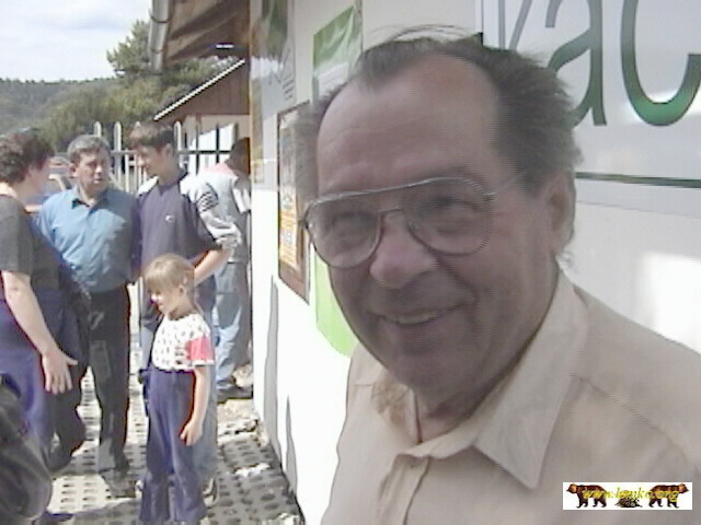 2000 09