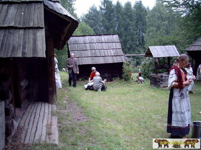 2004NS 47