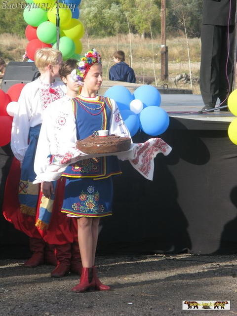 2008Luh081 JPG
