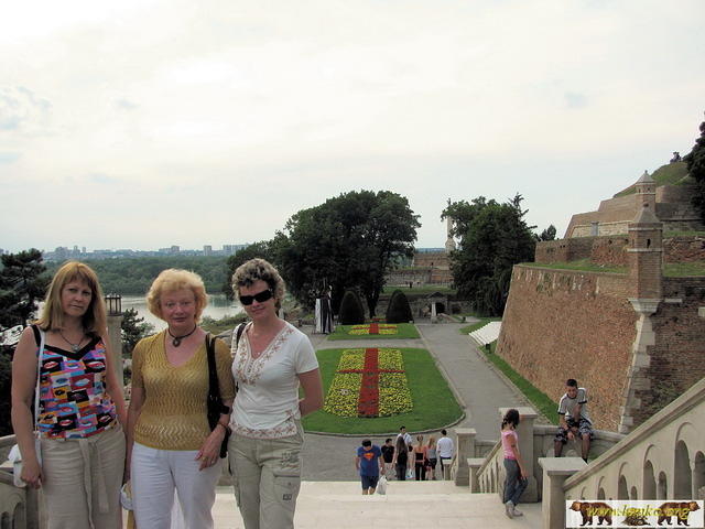 2005Beo 14